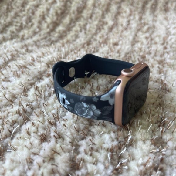 (Only Band) Floral Strap Compatible with Apple Watch Strap 38mm/40mm/42mm/44mm - Picture 3 of 7